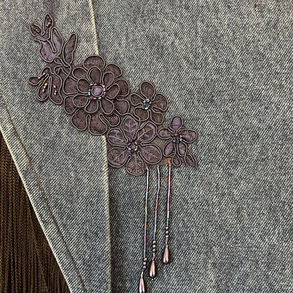 Wanted By Beads Beautiful Vest - Picture 4 of 8